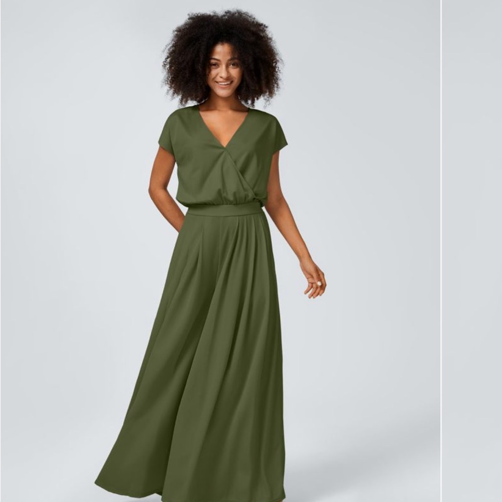 Elegant Olive Green Maxi HALARA jumpsuit.
